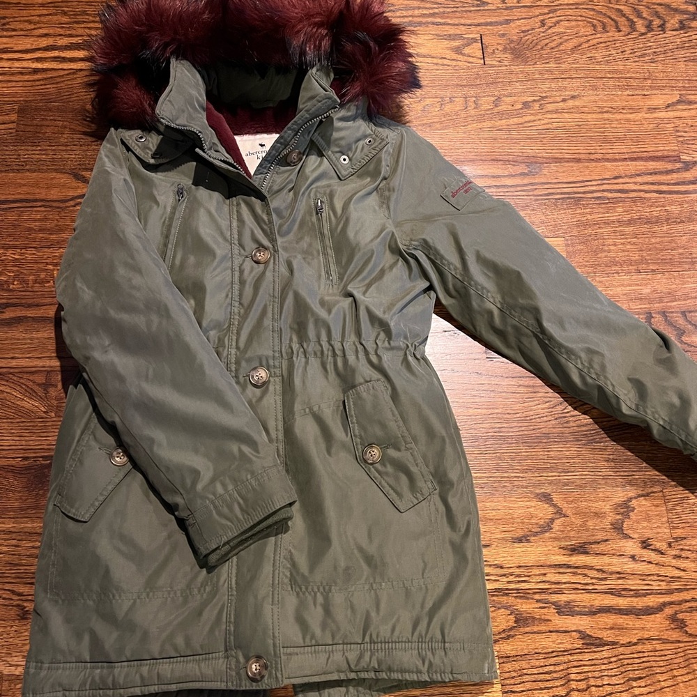 A&F girls coat，size for 13/14 years old girl